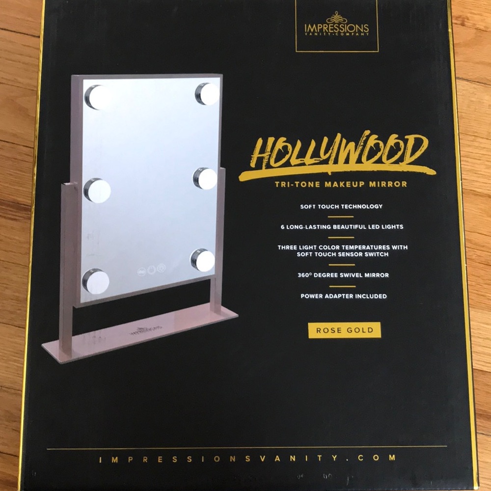 NEW IN BOX Impressions Vanity Mirror - Rose Gold